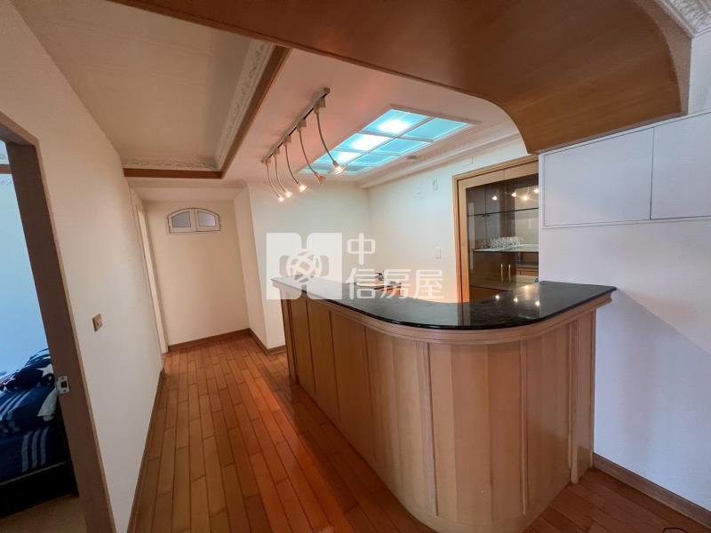 斗六後站大坪數精美平車大樓房屋室內格局與周邊環境