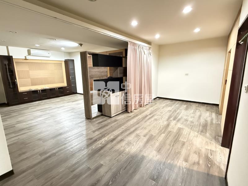 中悅桂冠3房車房屋室內格局與周邊環境