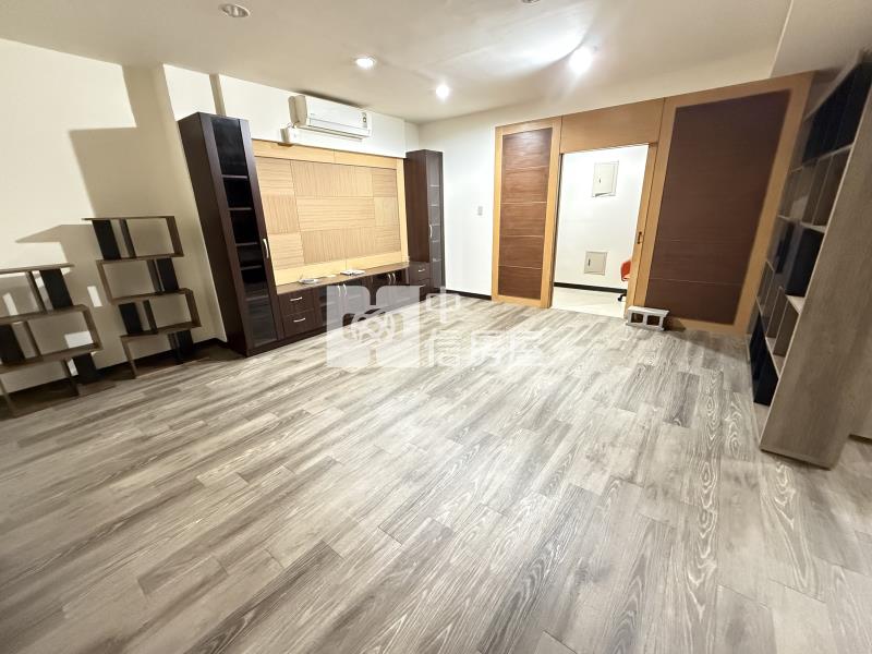 中悅桂冠3房車房屋室內格局與周邊環境