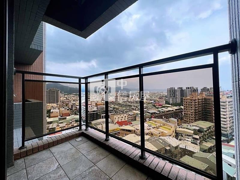 佳福大於樹孝商圈次頂樓三房雙車房屋室內格局與周邊環境