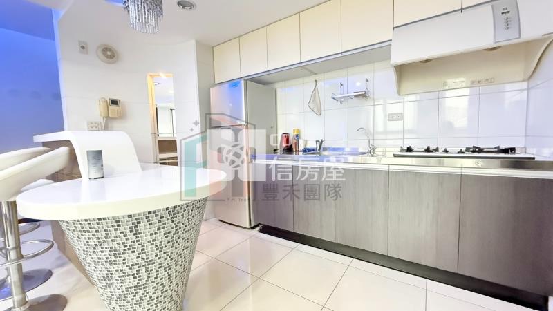 【豐禾】美麗歐洲景觀大套房房屋室內格局與周邊環境