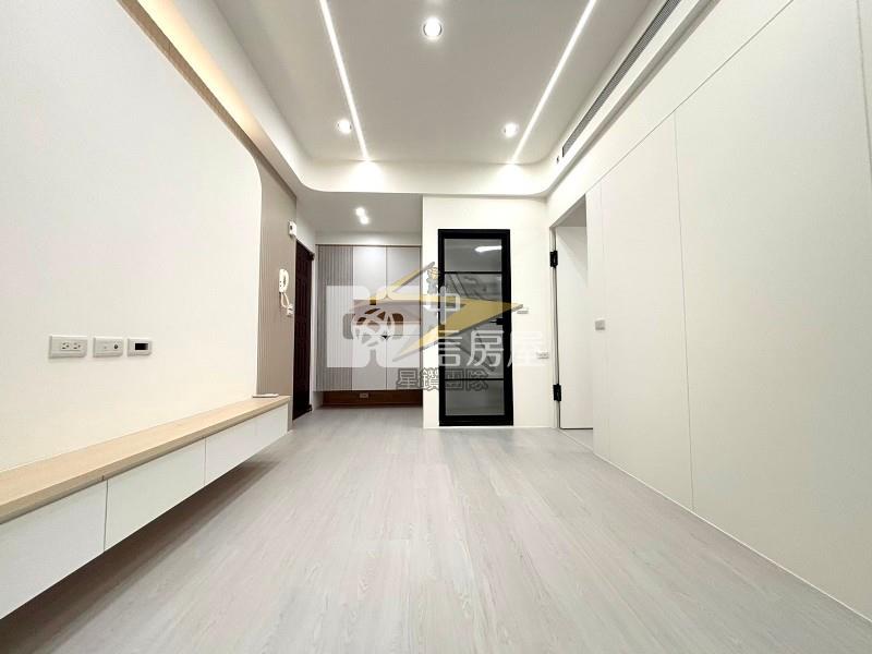 【星鑽】稀有文化商圈中壢交流道旁城市美2房房屋室內格局與周邊環境