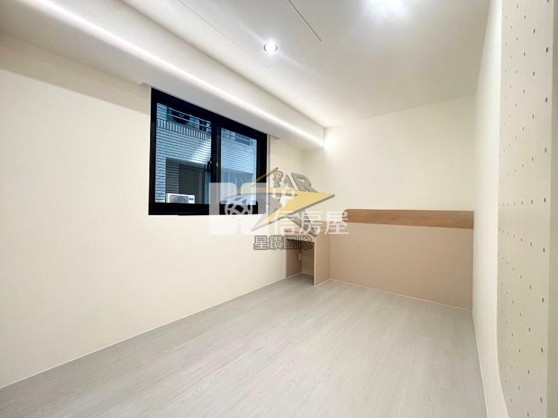 【星鑽】稀有文化商圈中壢交流道旁城市美2房房屋室內格局與周邊環境