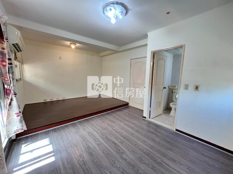 國泰建設荷蘭村稀有四改三房房屋室內格局與周邊環境