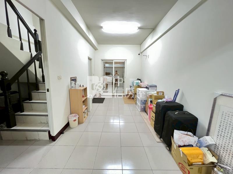 【專任】湖口車站孝親車庫美別墅房屋室內格局與周邊環境