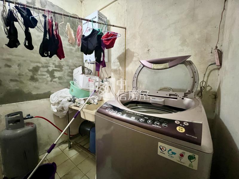 南勢重劃區透天、前院停車+地下室房屋室內格局與周邊環境