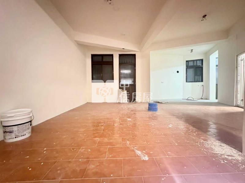 平鎮山仔頂大地坪透天房屋室內格局與周邊環境