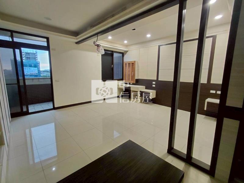 草漯電梯別墅店面房屋室內格局與周邊環境