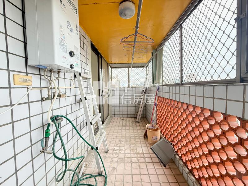 頭家國小台中京城視野美三房房屋室內格局與周邊環境