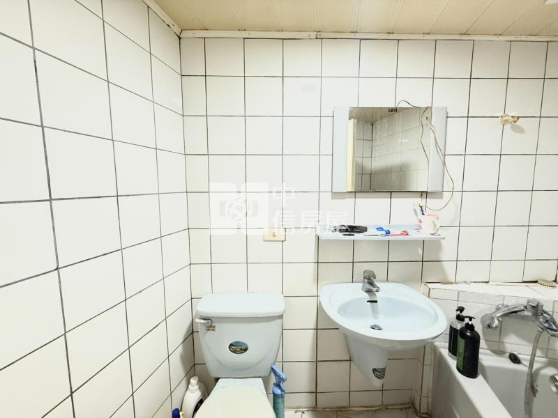 頭家國小台中京城視野美三房房屋室內格局與周邊環境