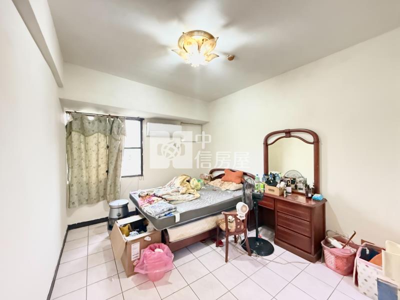 頭家國小台中京城視野美三房房屋室內格局與周邊環境