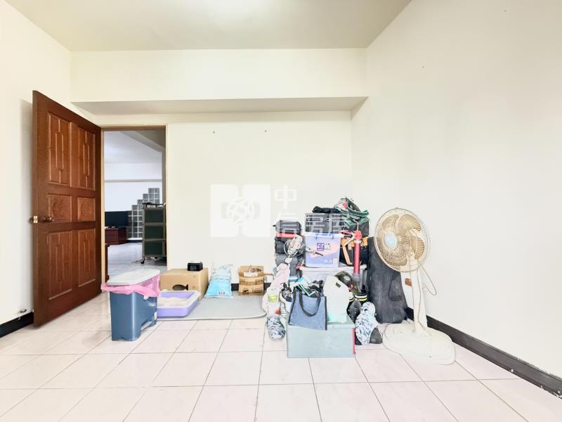 頭家國小台中京城視野美三房房屋室內格局與周邊環境