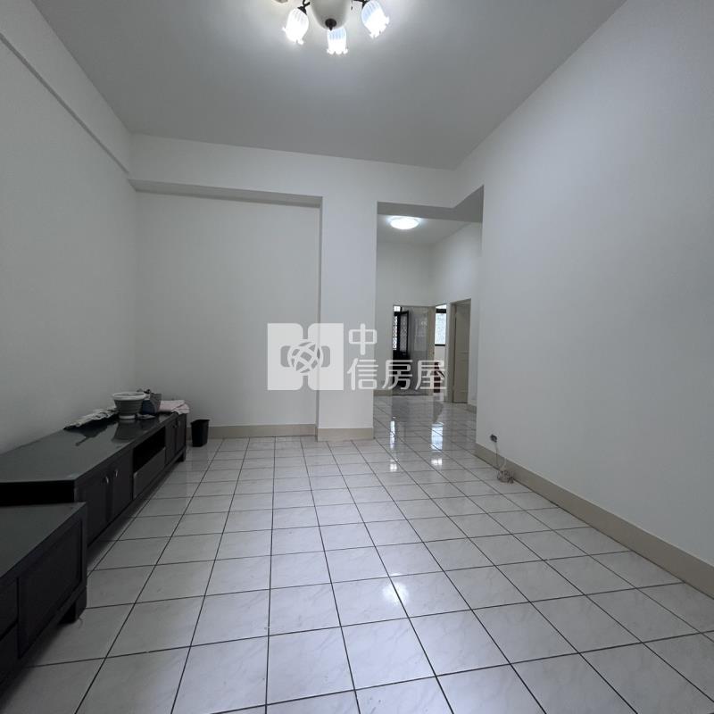 (專)平鎮車站一樓3房房屋室內格局與周邊環境