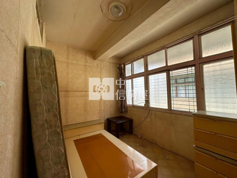 佳里蛋黃區旁無尾靜透天房屋室內格局與周邊環境