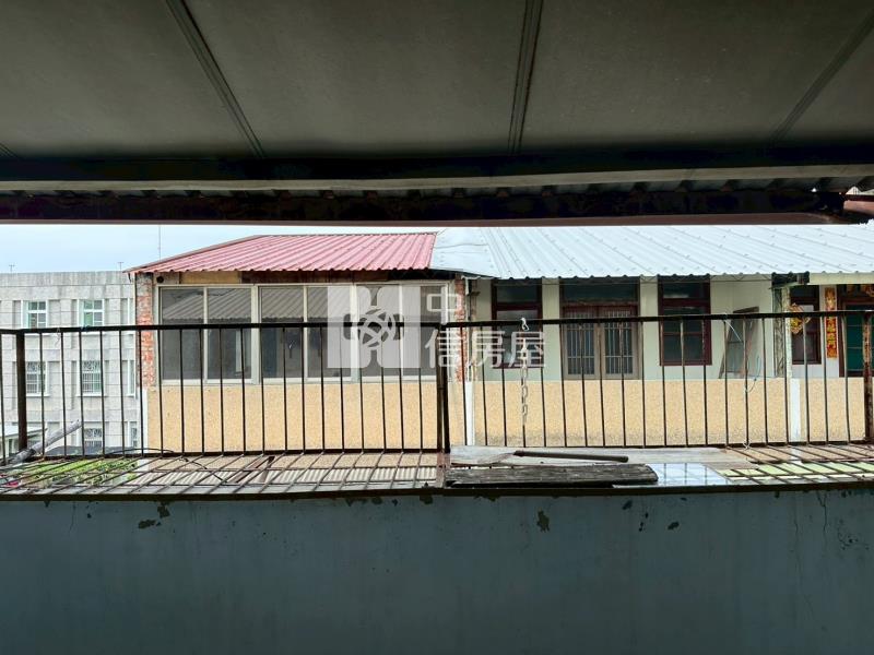 佳里蛋黃區旁無尾靜透天房屋室內格局與周邊環境