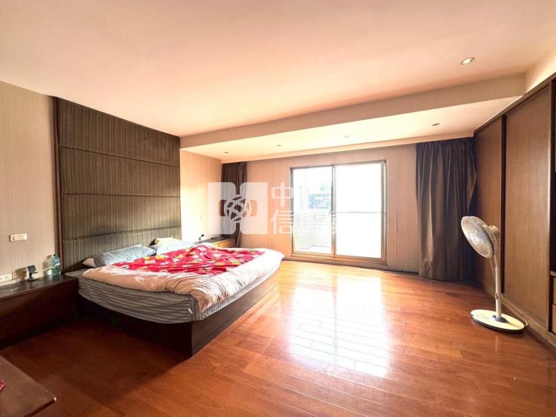 中壢大面寬大地坪透天房屋室內格局與周邊環境