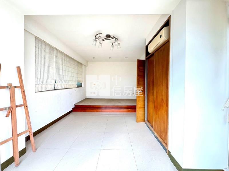 中壢大面寬大地坪透天房屋室內格局與周邊環境