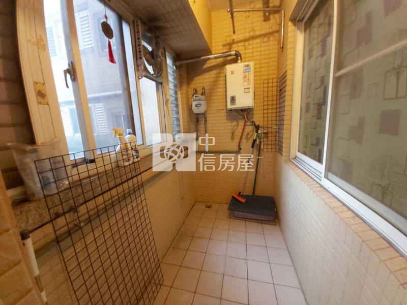 龍山國小優質三房車房屋室內格局與周邊環境