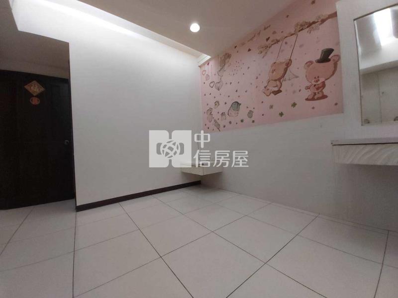 龍山國小優質三房車房屋室內格局與周邊環境