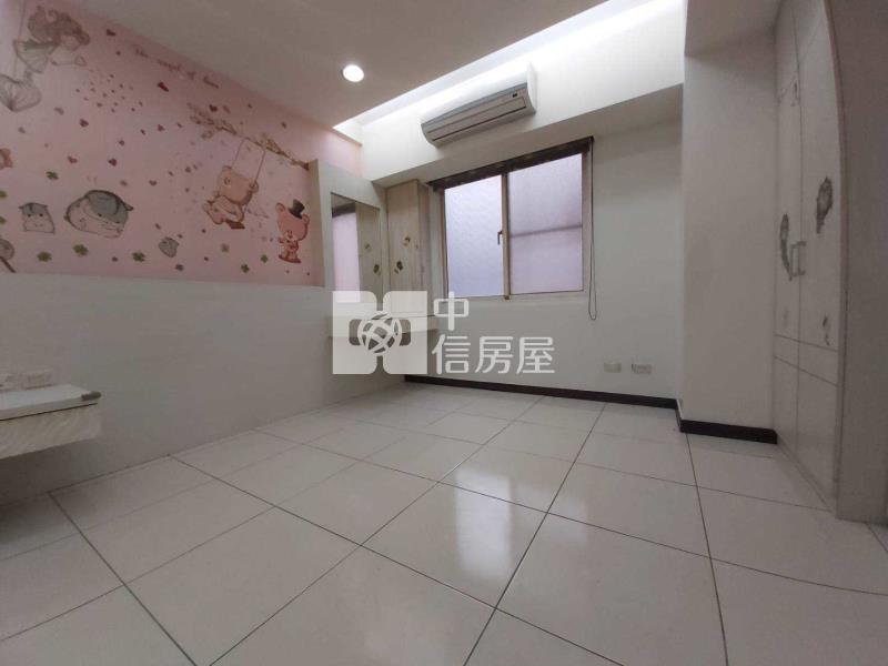 龍山國小優質三房車房屋室內格局與周邊環境