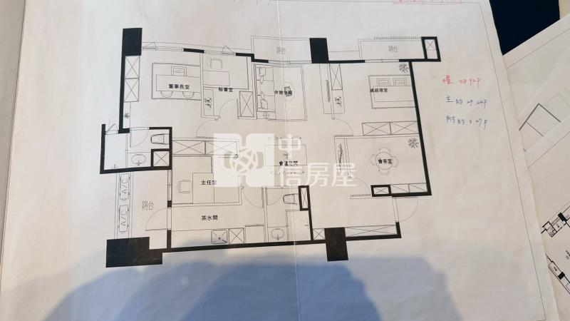 A18新潤君頤收租事務所房屋室內格局與周邊環境
