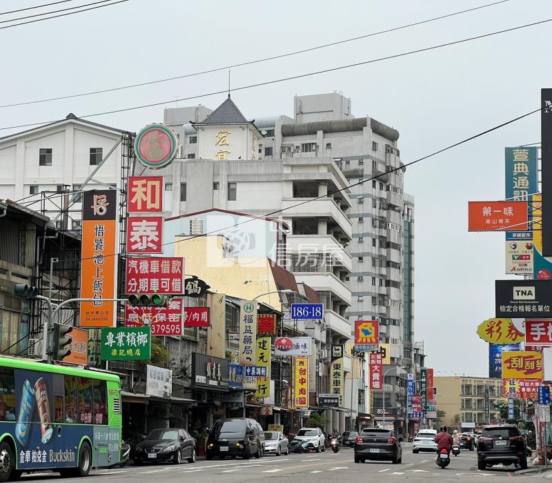 東山商圈臨路五房雙車別墅房屋室內格局與周邊環境