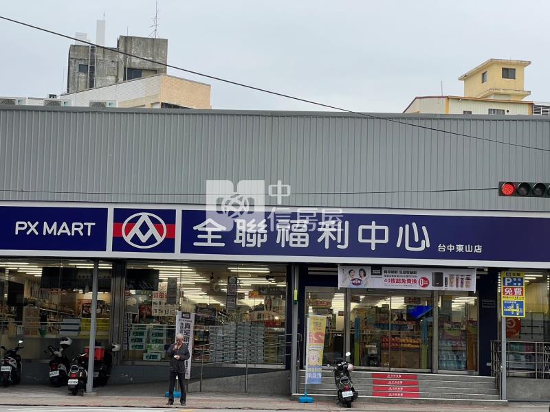 東山商圈臨路五房雙車別墅房屋室內格局與周邊環境