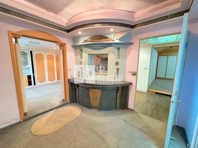 南紡大坪數3+1房平車房屋室內格局與周邊環境