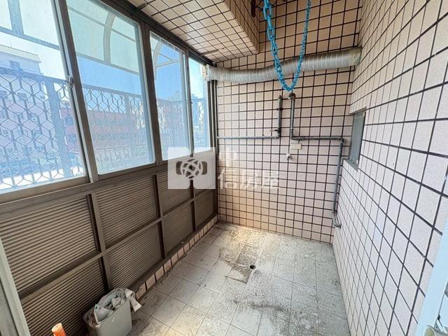 南紡大坪數3+1房平車房屋室內格局與周邊環境