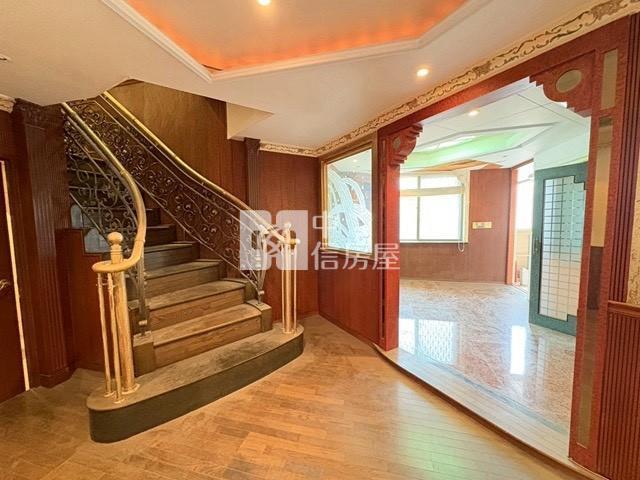 南紡大坪數3+1房平車房屋室內格局與周邊環境