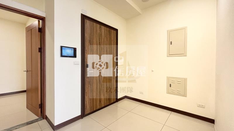 【玖禾】青埔A18高鐵站前廣場第一排住辦房屋室內格局與周邊環境