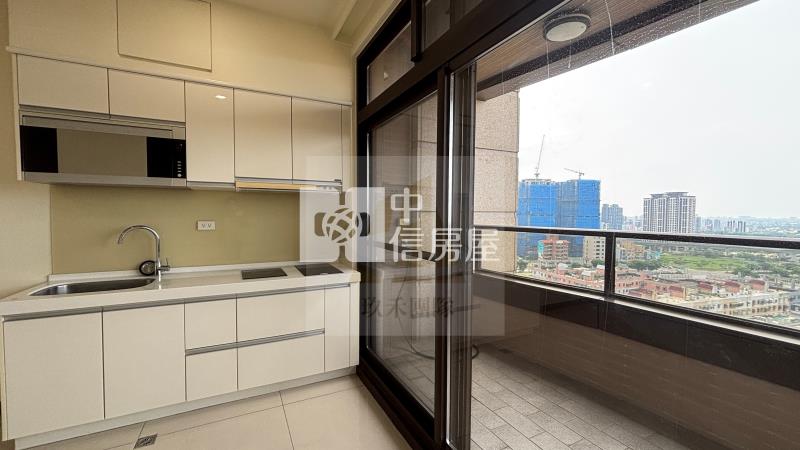 【玖禾】青埔A18高鐵站前廣場第一排住辦房屋室內格局與周邊環境