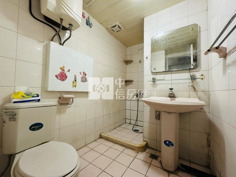 西區大地球高樓層雙套房房屋室內格局與周邊環境