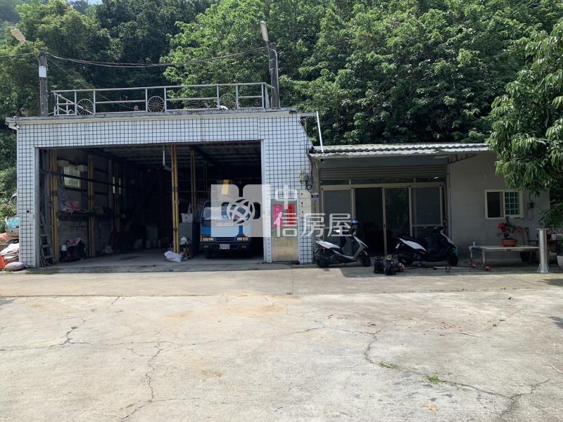 太平華盛頓景觀花園農地~有合法資材室.地平坦.8米路.車進出方便房屋室內格局與周邊環境