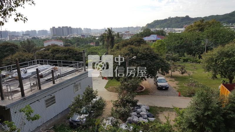 太平華盛頓景觀花園農地~有合法資材室.地平坦.8米路.車進出方便房屋室內格局與周邊環境