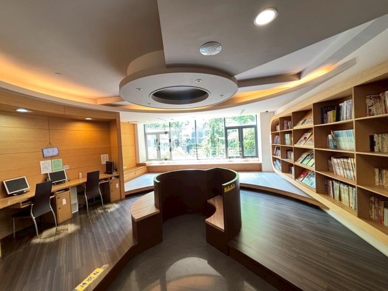 文化國小邊間精裝大兩房房屋室內格局與周邊環境