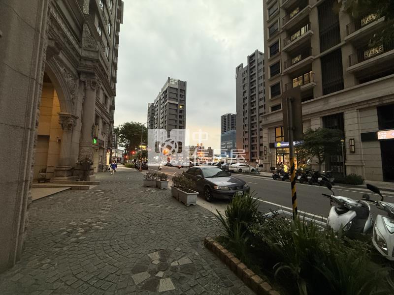 八德興仁夜市旁景觀大3+1房車房屋室內格局與周邊環境