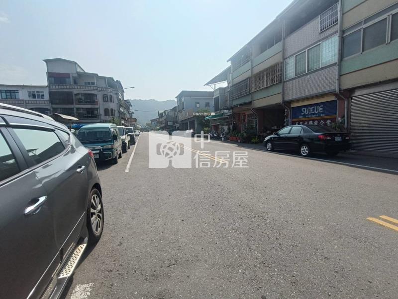 民族獨棟店住房屋室內格局與周邊環境