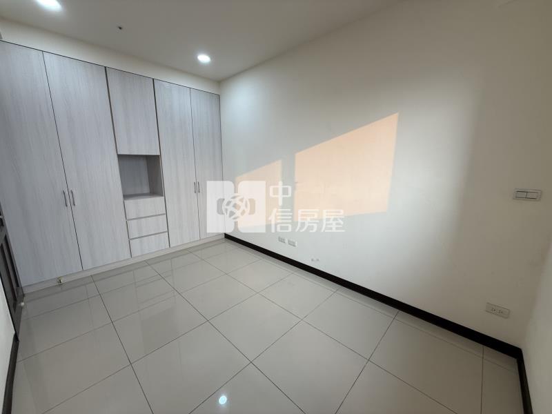 內壢大一房一廳景觀戶房屋室內格局與周邊環境