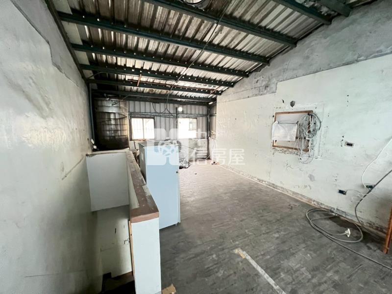 市區田寮河旁透天店面房屋室內格局與周邊環境