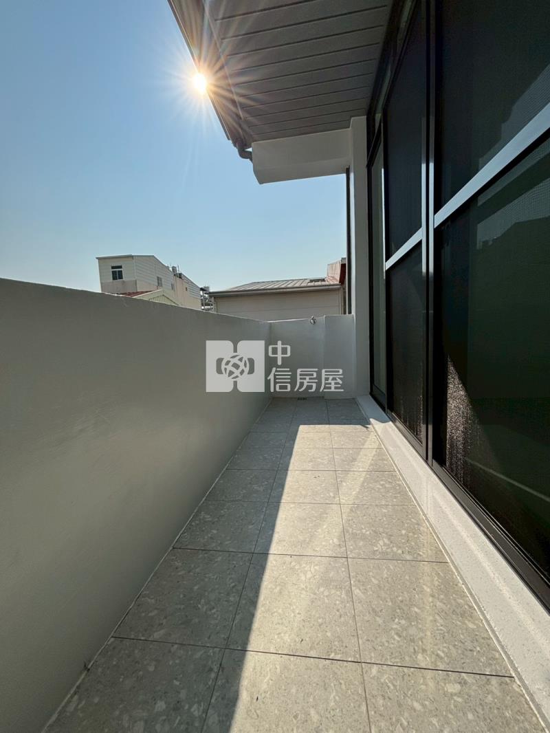 新市巷內優美整新透天房屋室內格局與周邊環境