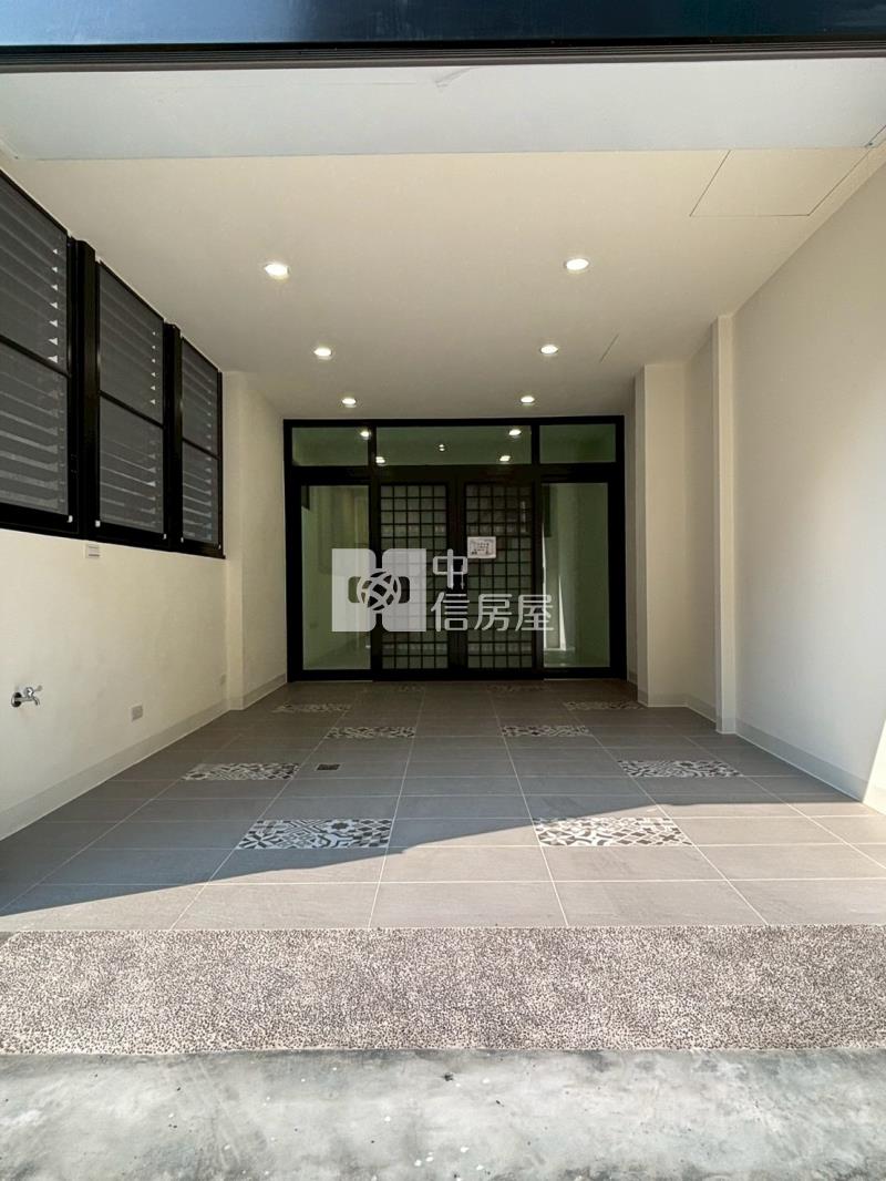 新市巷內優美整新透天房屋室內格局與周邊環境