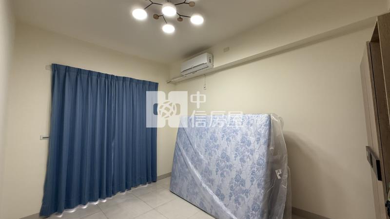 美麗光年二期-雙車庫孝親透天房屋室內格局與周邊環境