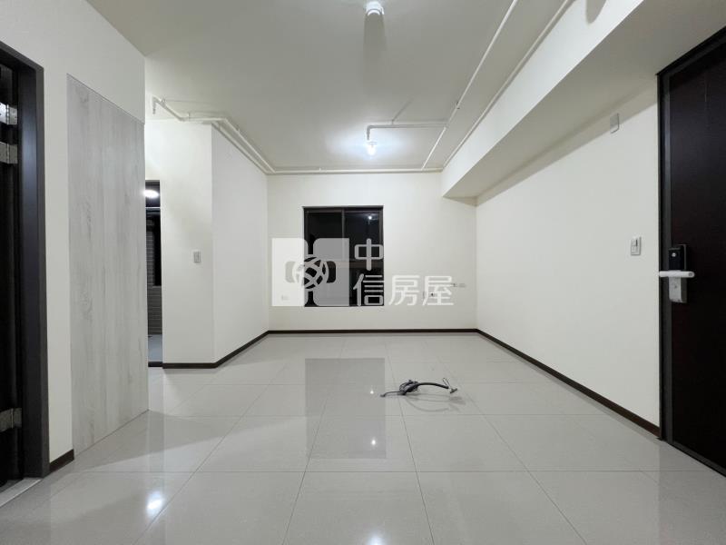 青埔A18亞昕喜徠登全新精美1房+平車房屋室內格局與周邊環境