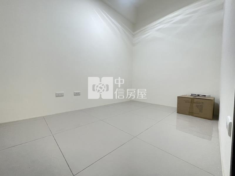 青埔A18詠勝欣宇全新高樓美景3房車房屋室內格局與周邊環境