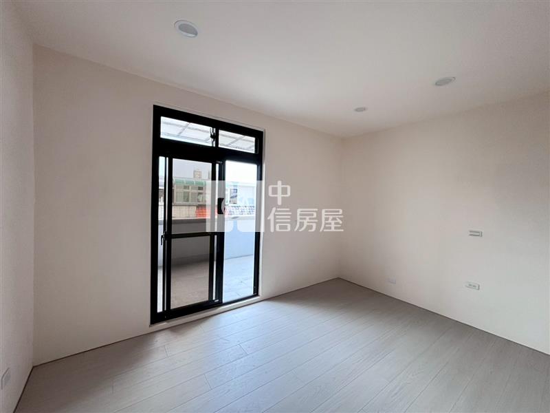 大潭國小整新小資族透天房屋室內格局與周邊環境