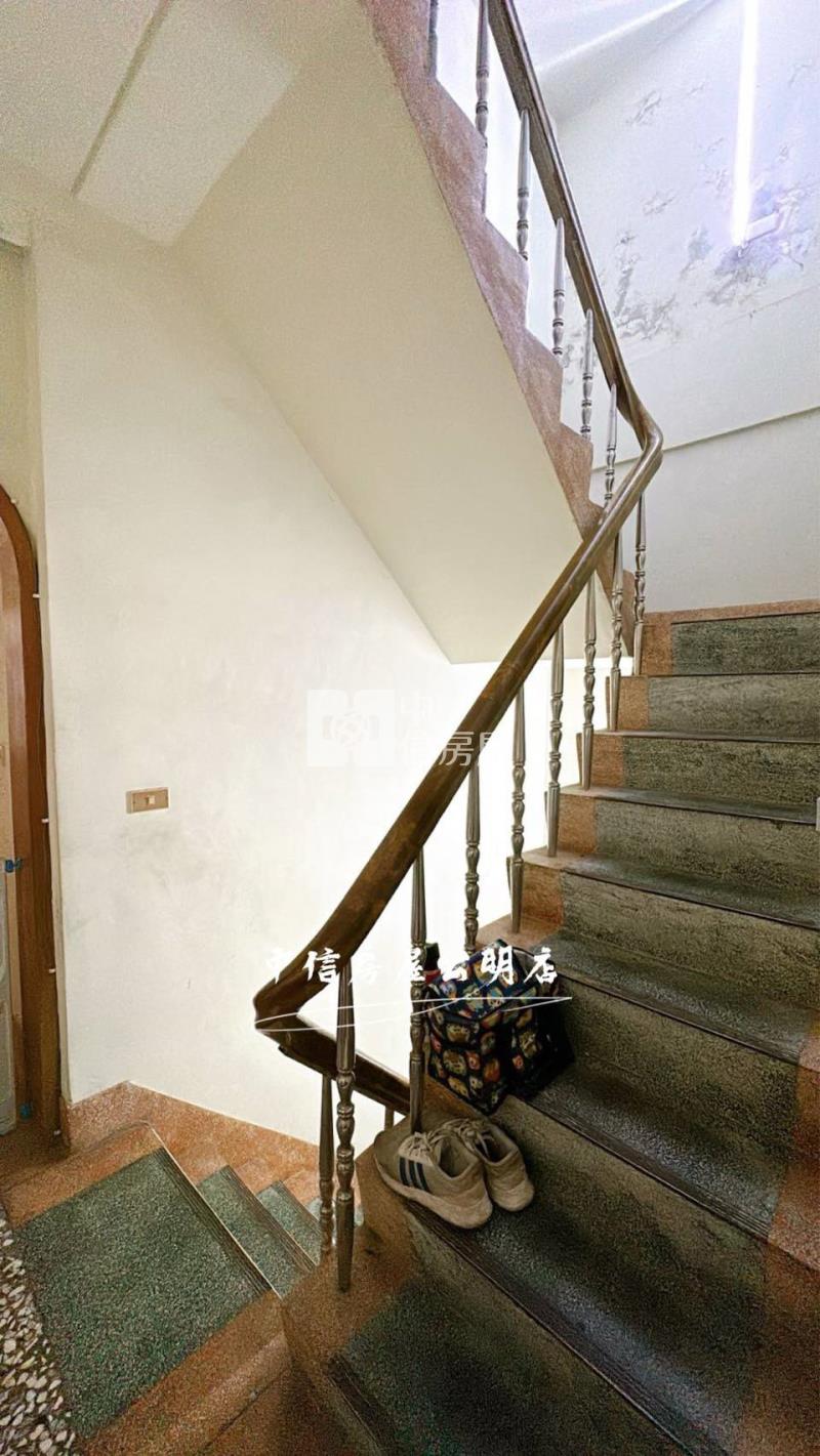 近民雄火車站店面房屋室內格局與周邊環境