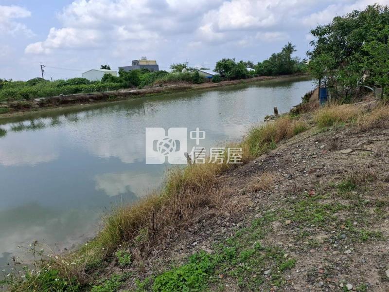 新營優質8.38分農地房屋室內格局與周邊環境