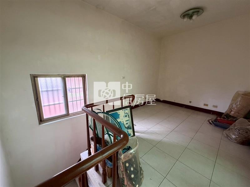 高原交流道旁稀有5房別墅房屋室內格局與周邊環境