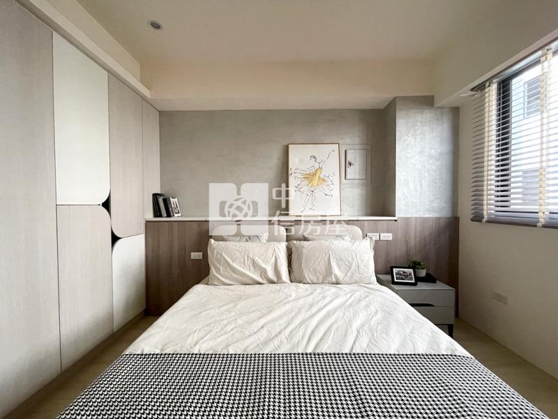 【新世紀】客運園區全新別墅房屋室內格局與周邊環境